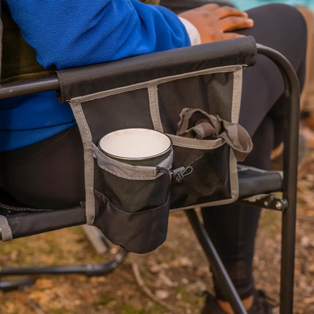 Heavy-Duty Freestyle Freestyle Rocker XL - Choice 552 - Heavy-Duty Kickback Rocker with Beverage Holder Detail