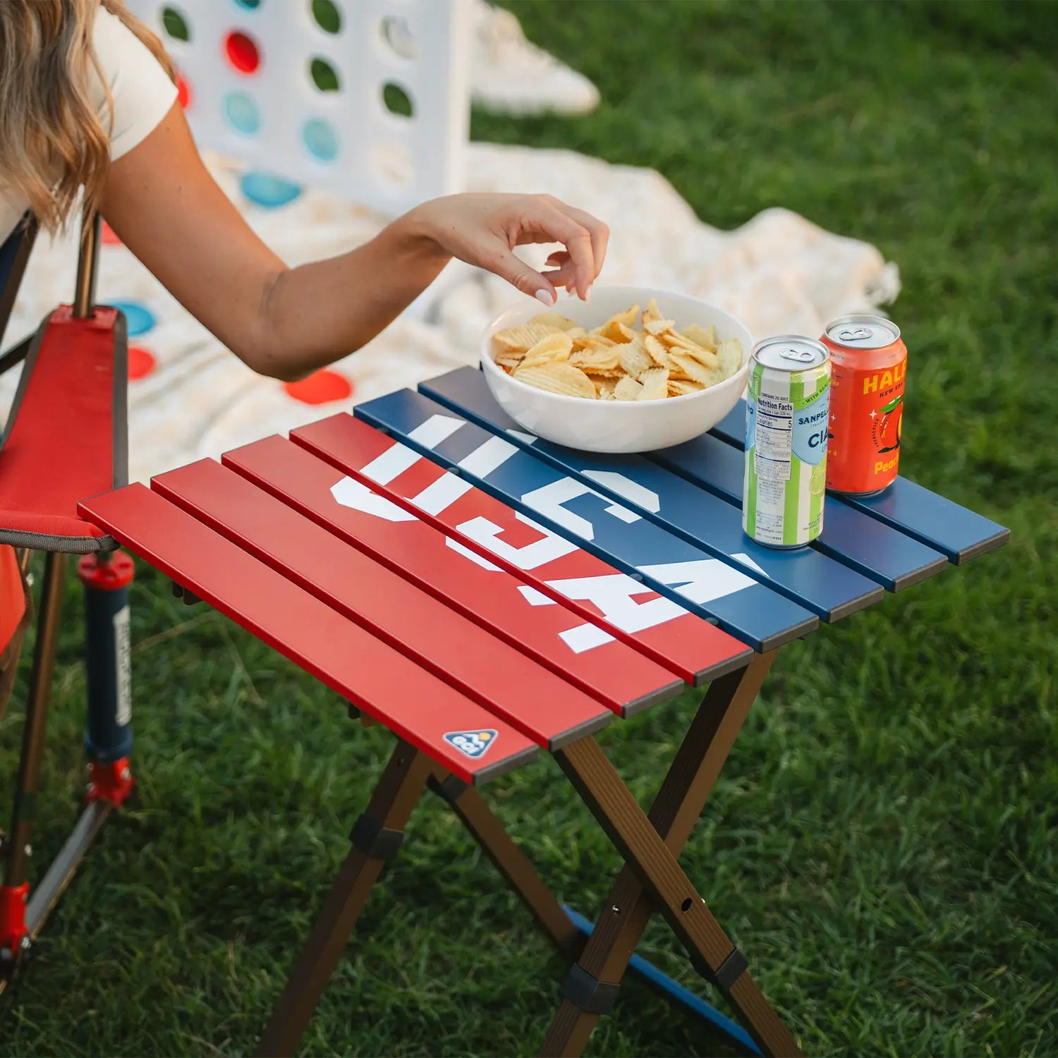 Multi-Functional Cook Compact Camp Table 20 - USA Anniversary Deluxe - Choice 757 - Multi-Functional Heavy-Duty Grilling Table Counter Detail