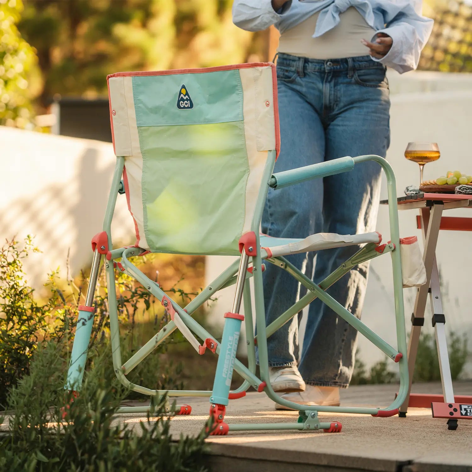 Heavy-Duty Freestyle Freestyle Rocker - Choice 711 - RoadTrip Rocker Smooth Motion Camp Chair Detail