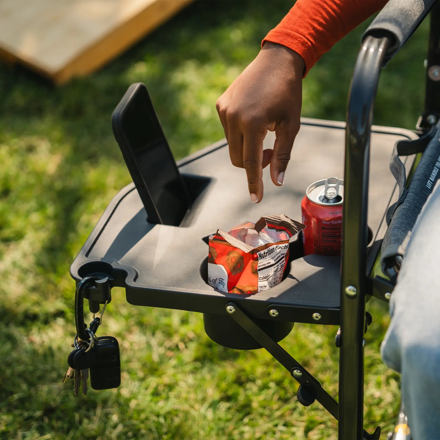 Heavy-Duty Freestyle Freestyle Rocker with Side Table - Choice 853 - RoadTrip Rocker Smooth Motion Camp Chair Detail