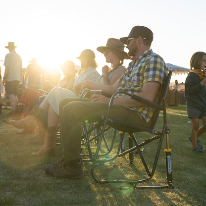 Heavy-Duty Freestyle Freestyle Rocker XL - Choice 552 - Heavy-Duty Kickback Rocker with Beverage Holder Detail